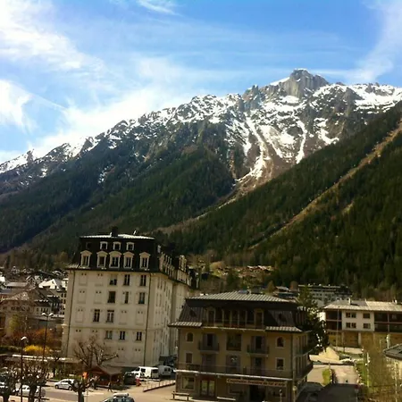 2 Pieces Au Centre Avec Terrasse Et Garage A - Fr-1-517-41 Apartment Chamonix